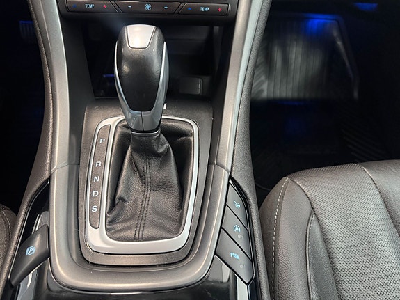 Ford Mondeo 14 of 22