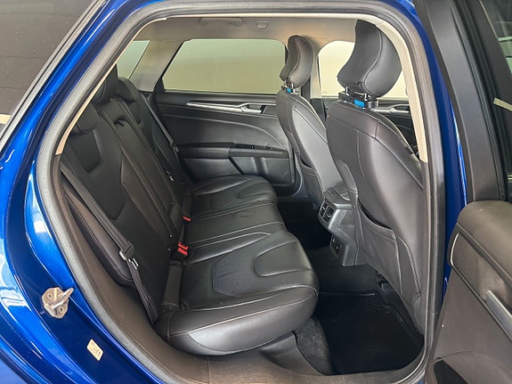 Ford Mondeo 10 of 22