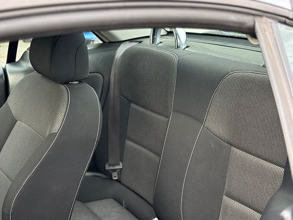 Peugeot 207 CC 3 of 5