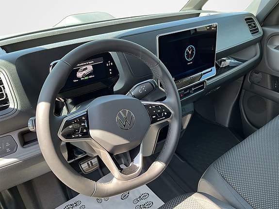 Volkswagen ID. Buzz 8 of 14
