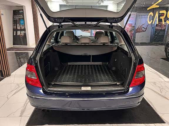 Mercedes-Benz C180 5 of 5