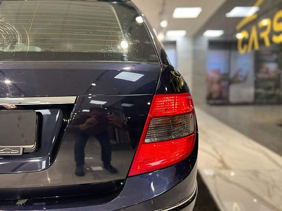 Mercedes-Benz C180 21 of 22