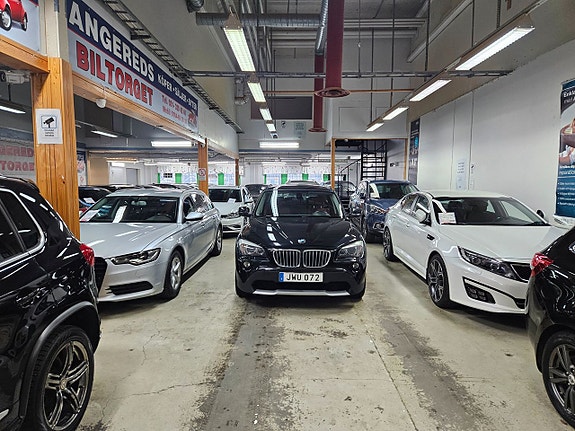 BMW X1 4 of 14