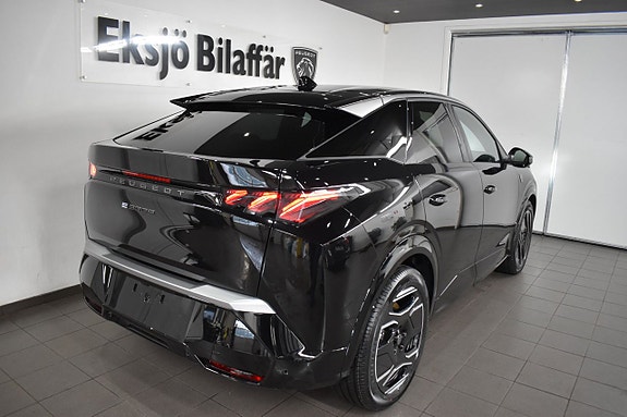 Peugeot e-3008 7 of 22
