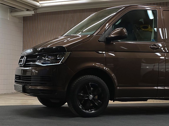 Volkswagen Transporter 4 of 5