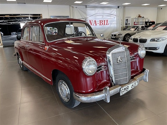 Mercedes-Benz W121 2 of 14