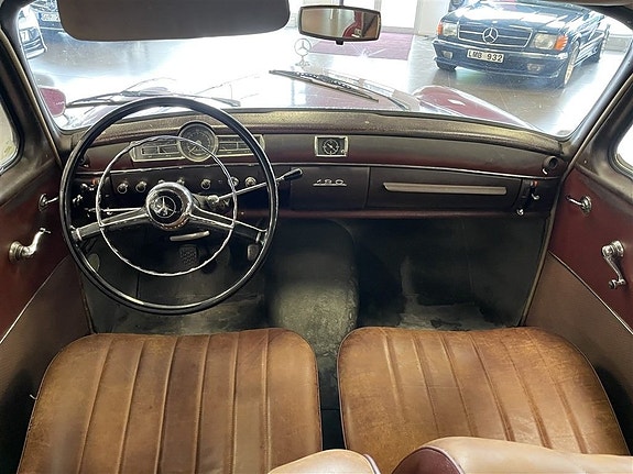 Mercedes-Benz W121 6 of 14