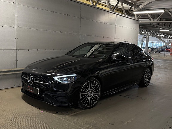 Mercedes-Benz C200 2 of 20