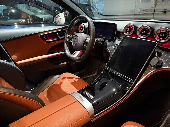 Mercedes-Benz C200 13 of 20