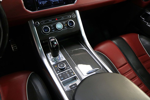 Land Rover Range Rover Sport 14 of 27