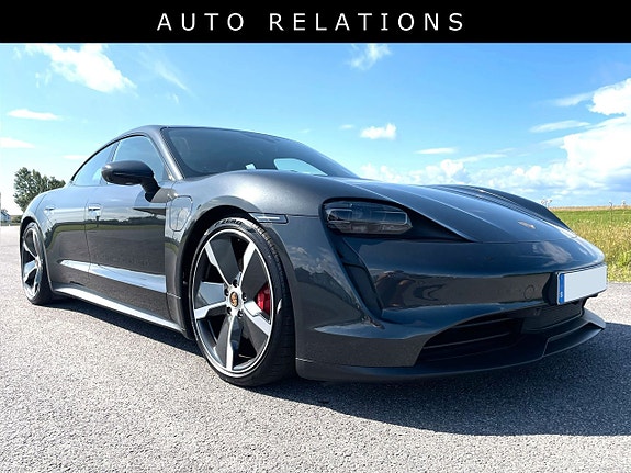 Porsche Taycan 4S 5 of 5