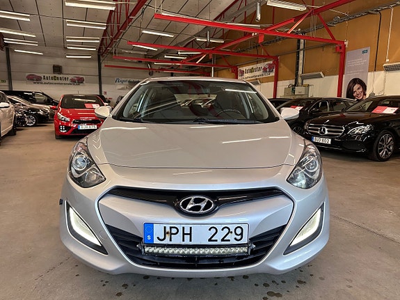 Hyundai i30 5 of 5