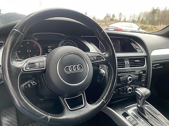 Audi A4 7 of 14