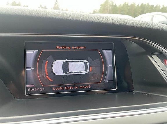 Audi A4 9 of 14