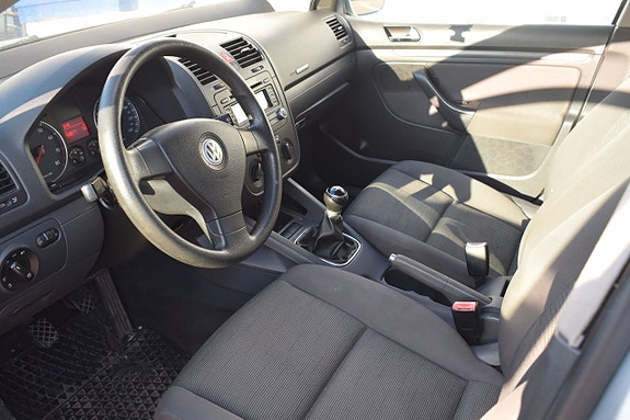 Volkswagen Golf V 10 of 10
