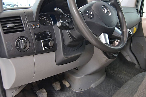 Mercedes-Benz Sprinter 316 13 of 16