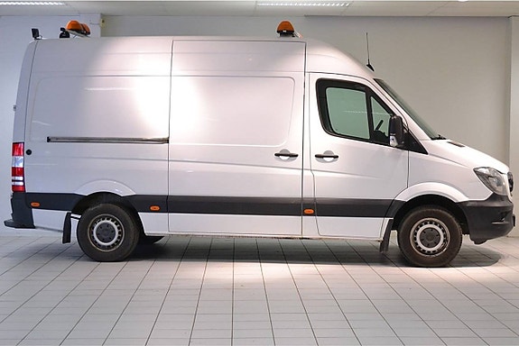 Mercedes-Benz Sprinter 316 2 of 5
