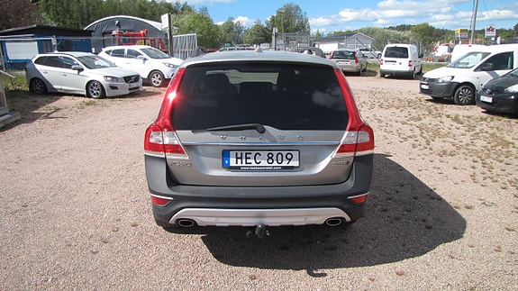 Volvo XC70 3 of 5