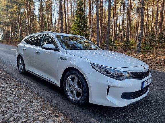 Kia Optima 3 of 5
