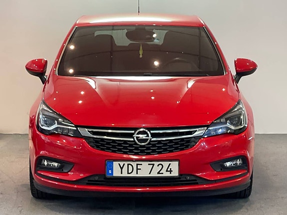 Opel Astra 2 of 5