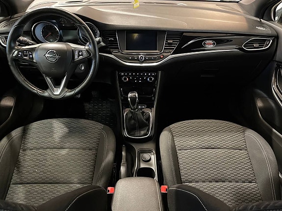 Opel Astra 13 of 14