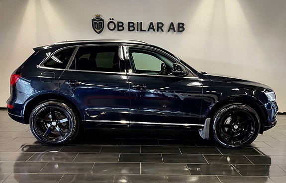 Audi Q5 2 of 5