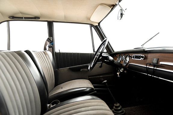 BMW 1800 16 of 19