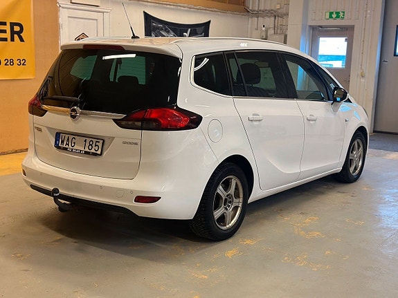Opel Zafira Tourer 6 of 23