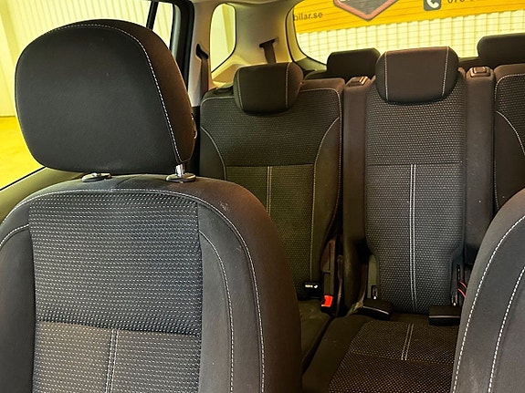 Opel Zafira Tourer 18 of 23