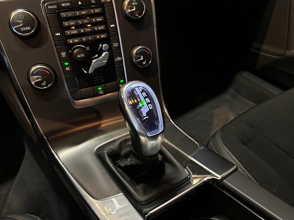 Volvo V60 9 of 14