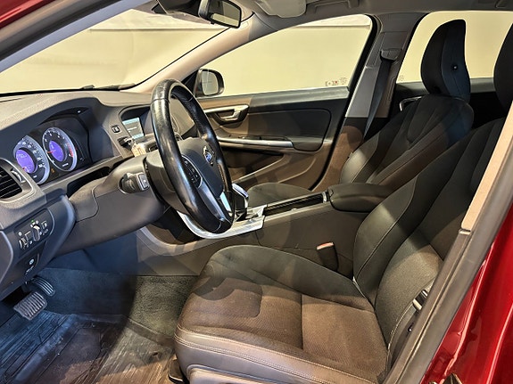 Volvo V60 5 of 14
