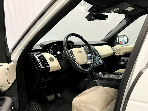 Land Rover Discovery 9 of 23