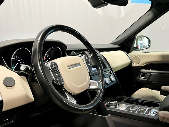 Land Rover Discovery 10 of 23