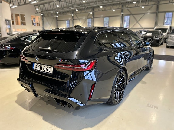 BMW M5 4 of 5