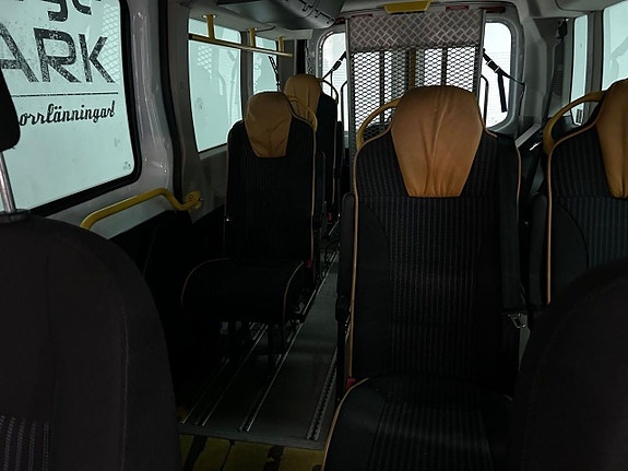 Ford Transit 11 of 17