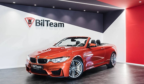 BMW M4 4 of 5