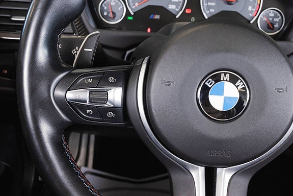 BMW M4 20 of 27