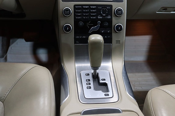 Volvo V70 22 of 25
