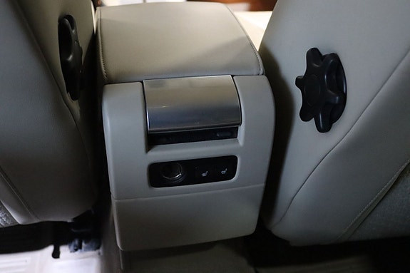 Volvo V70 21 of 25