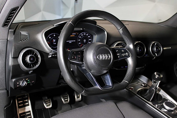Audi TT 14 of 23