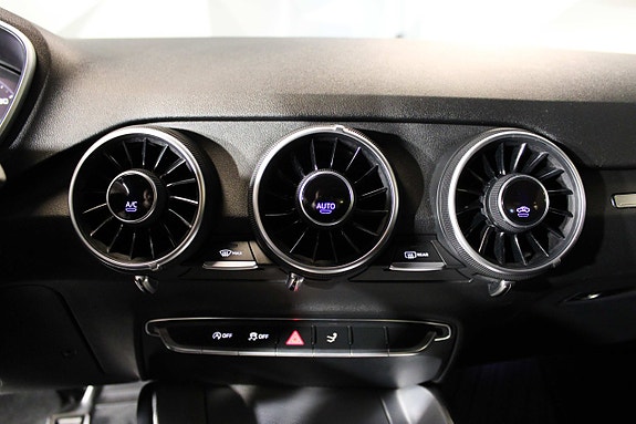 Audi TT 16 of 23