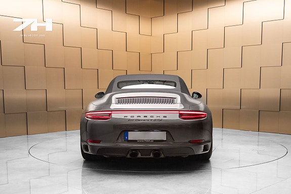 Porsche 911 5 of 5