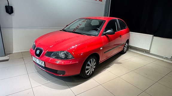 Seat Ibiza 4 of 5