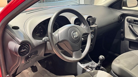 Seat Ibiza 16 of 19