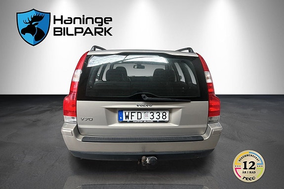 Volvo V70 8 of 19