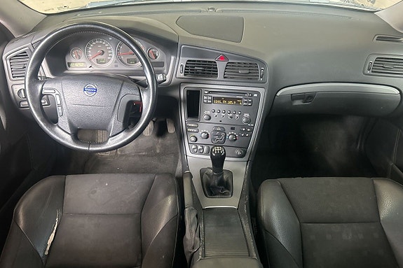 Volvo V70 15 of 19