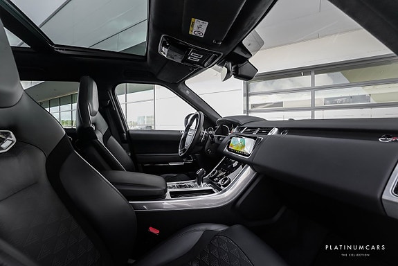 Land Rover Range Rover Sport 6 of 20