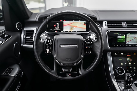 Land Rover Range Rover Sport 9 of 20