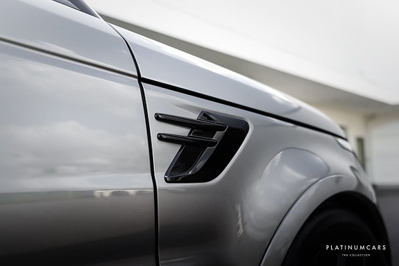 Land Rover Range Rover Sport 18 of 20