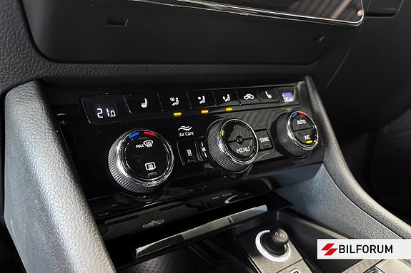 Skoda Superb 12 of 18